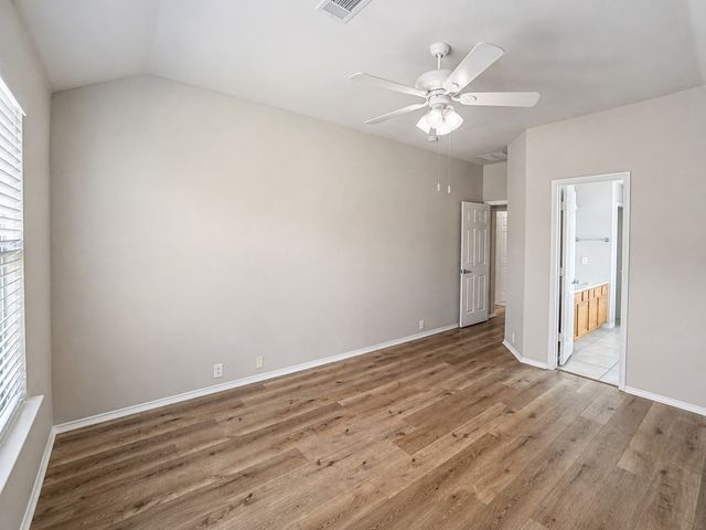 8925 Sierra Trail, Cross Roads, TX 76227