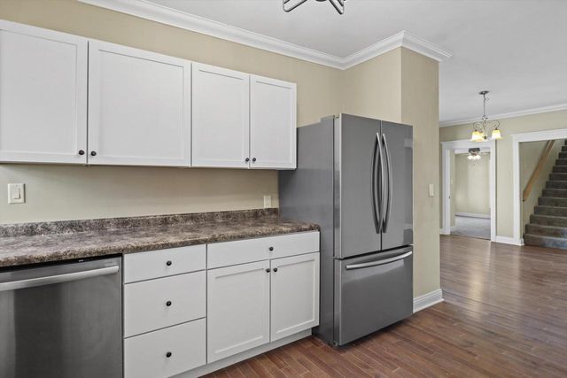 210 S Washington STREET, Elkhorn, WI 53121