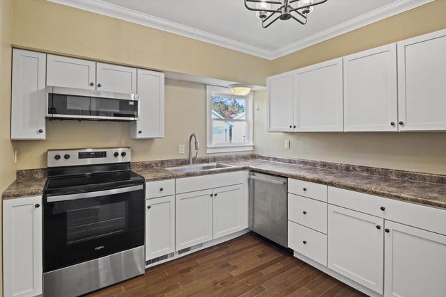 210 S Washington STREET, Elkhorn, WI 53121