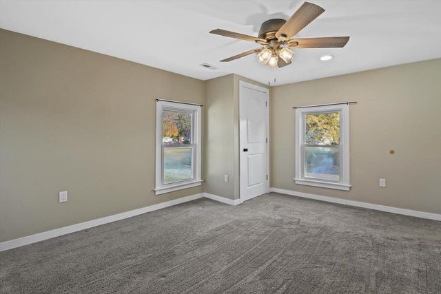 210 S Washington STREET, Elkhorn, WI 53121