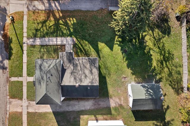 210 S Washington STREET, Elkhorn, WI 53121