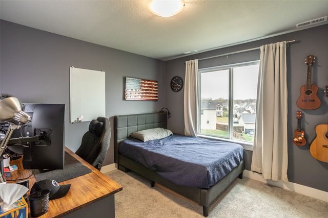 800 NE 14th Street, Grimes, IA 50111