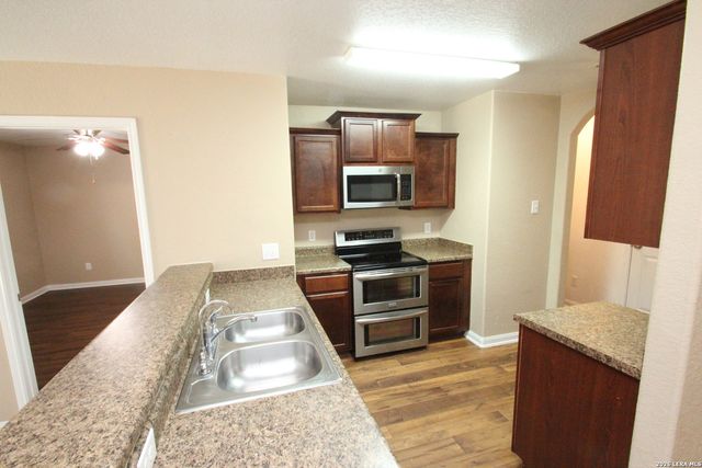 3903 SOUTHERN FIELD, San Antonio, TX 78222