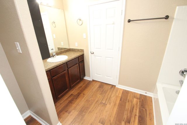 3903 SOUTHERN FIELD, San Antonio, TX 78222