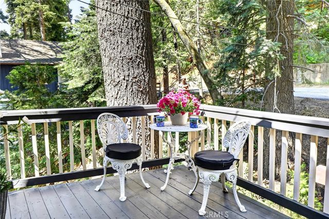 676 Lake Drive, Lake Arrowhead, CA 92352