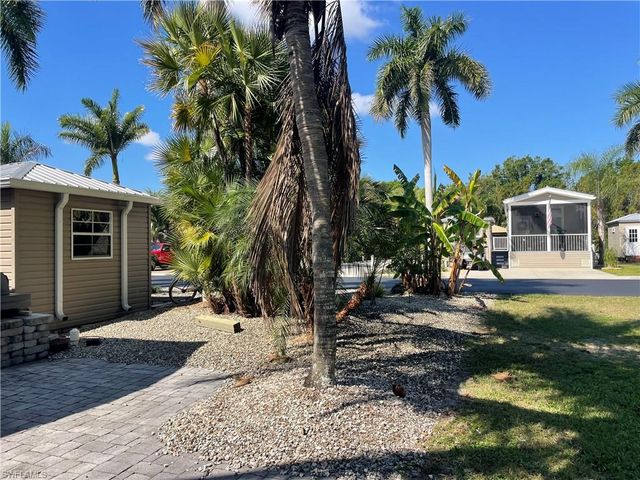 10201 Butterweed TRL, Fort Myers, FL 33905