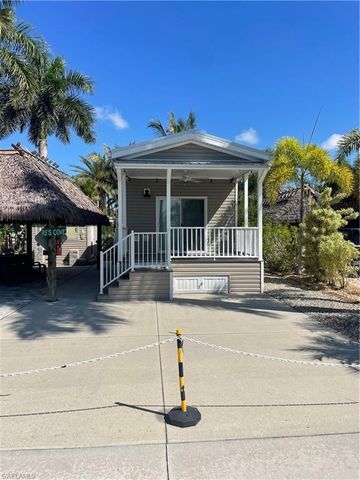 10201 Butterweed TRL, Fort Myers, FL 33905