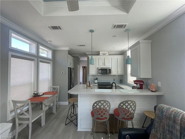 10201 Butterweed TRL, Fort Myers, FL 33905