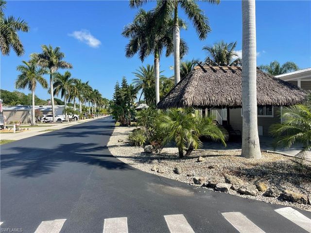 10201 Butterweed TRL, Fort Myers, FL 33905