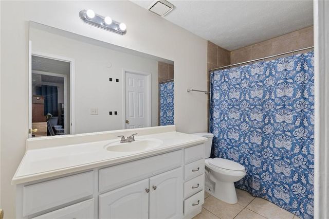 3985 Woodridge Way 3985 Building 11, Tucker, GA 30084