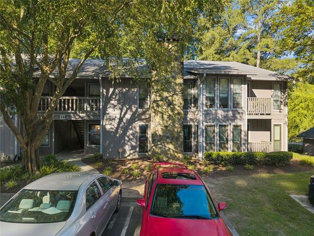 3985 Woodridge Way 3985 Building 11, Tucker, GA 30084