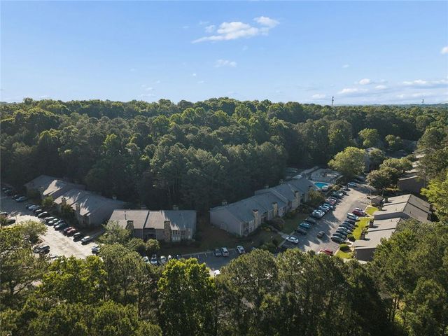 3985 Woodridge Way 3985 Building 11, Tucker, GA 30084