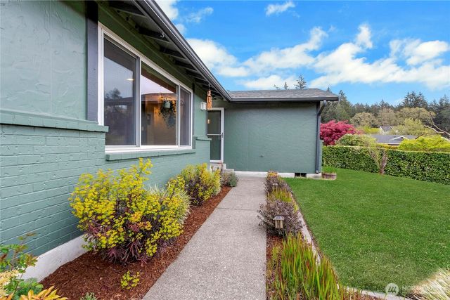 2621 150th Street Ct E, Tacoma, WA 98445