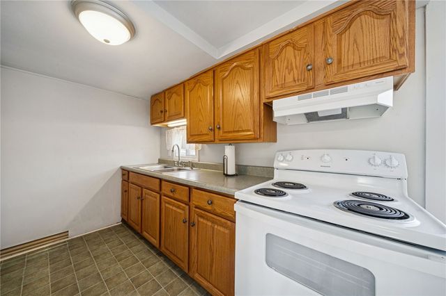 1609 Old Brodhead Rd, Center Twp, PA 15061