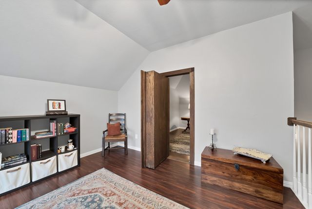 1068 Rosewood Drive, Grapevine, TX 76051