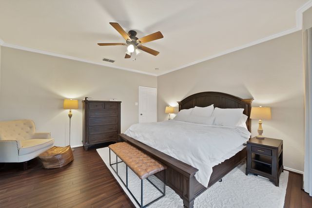 1068 Rosewood Drive, Grapevine, TX 76051