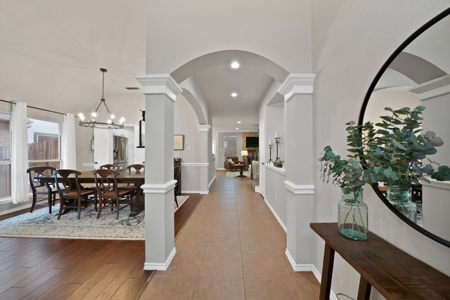 1068 Rosewood Drive, Grapevine, TX 76051