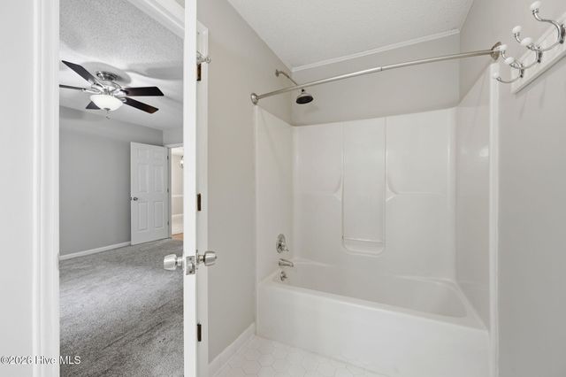2117 Canyon Drive, Winterville, NC 28590