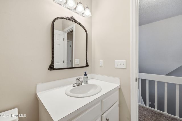2117 Canyon Drive, Winterville, NC 28590