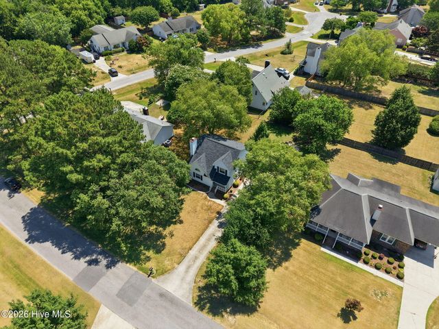 2117 Canyon Drive, Winterville, NC 28590