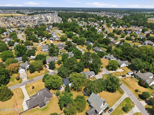2117 Canyon Drive, Winterville, NC 28590