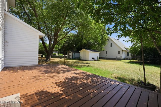 2117 Canyon Drive, Winterville, NC 28590