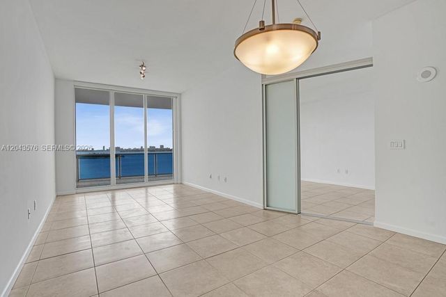 725 NE 22nd Street 8B, Miami, FL 33137