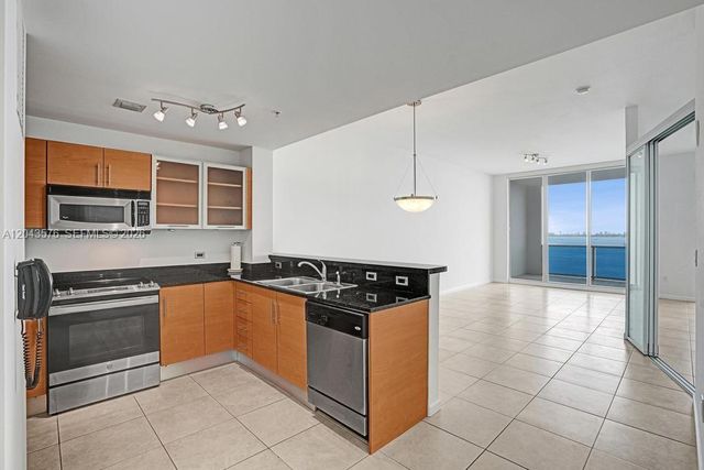 725 NE 22nd Street 8B, Miami, FL 33137