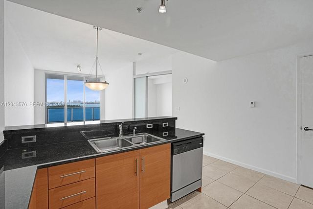 725 NE 22nd Street 8B, Miami, FL 33137