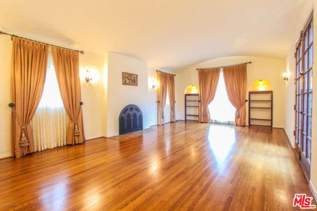 440 Spencer Street, Glendale, CA 91202