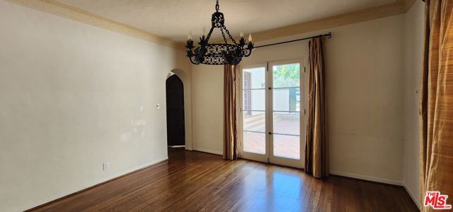 440 Spencer Street, Glendale, CA 91202