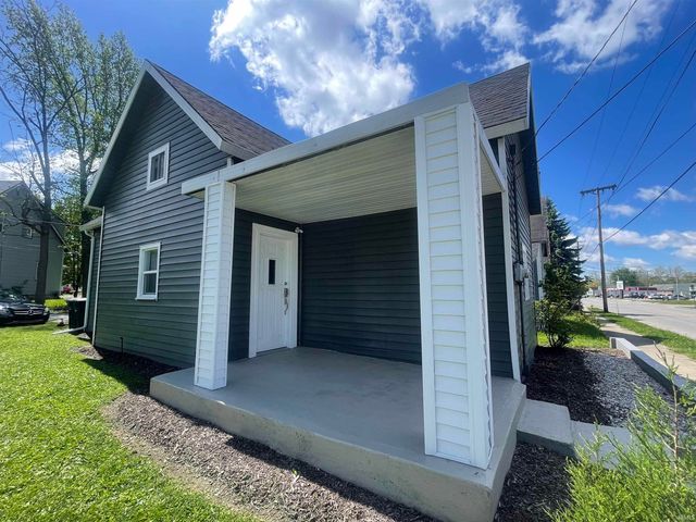 1720 S Hoyt Avenue, Muncie, IN 47302