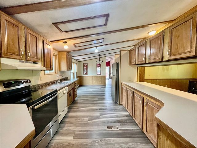 535 Swihart Rd, Mcdonald, PA 15057