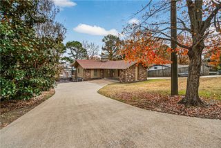 426 N Oliver Avenue, Fayetteville, AR 72701