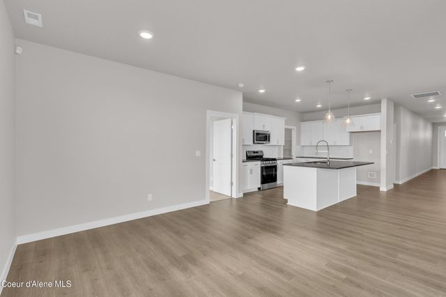 6908 N Coeur Terre BLVD, Coeur D'alene, ID 83815