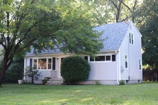 102 Federal Street, West Hartford, CT 06110