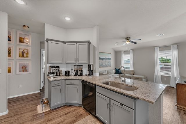 503 W Fitchberg Street, Siloam Springs, AR 72761