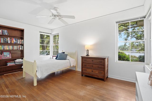 1905 LARGO Road, Jacksonville, FL 32207