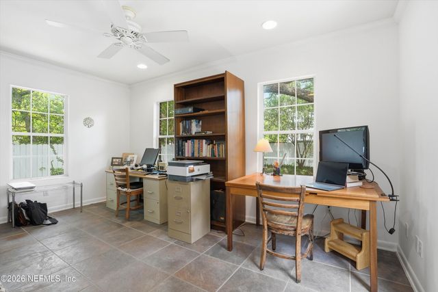 1905 LARGO Road, Jacksonville, FL 32207