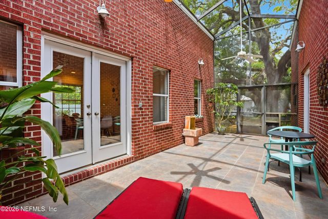 1905 LARGO Road, Jacksonville, FL 32207