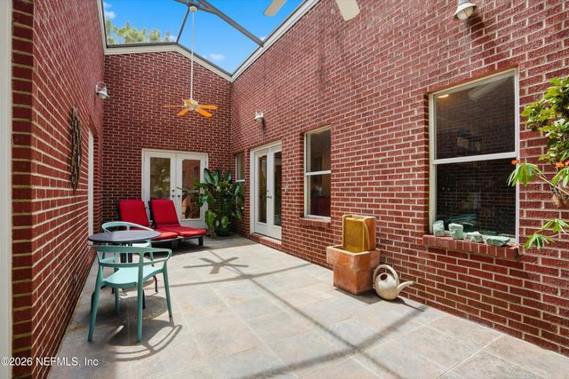 1905 LARGO Road, Jacksonville, FL 32207