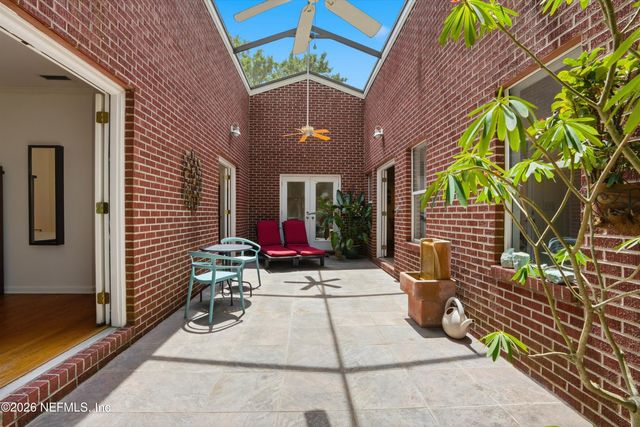 1905 LARGO Road, Jacksonville, FL 32207