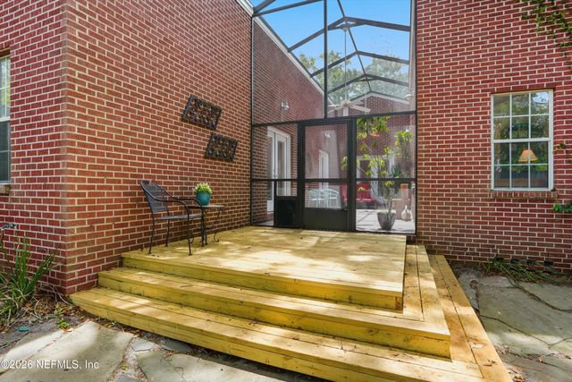 1905 LARGO Road, Jacksonville, FL 32207