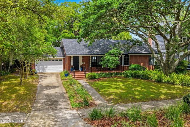 1905 LARGO Road, Jacksonville, FL 32207