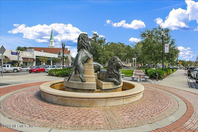 1905 LARGO Road, Jacksonville, FL 32207