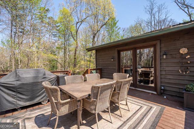 33 Foxhound Drive, Ellijay, GA 30540