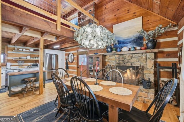 33 Foxhound Drive, Ellijay, GA 30540
