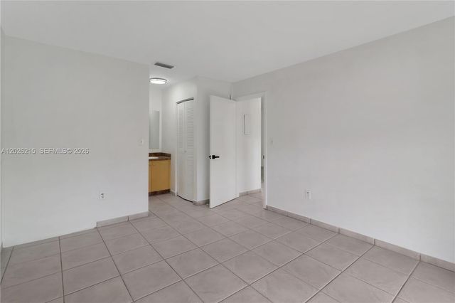 13371 SW 17th Ln 2-8, Miami, FL 33175