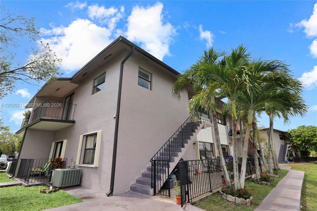 13371 SW 17th Ln 2-8, Miami, FL 33175