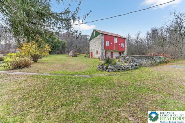 297 Forgedale Road, District Twp, PA 19504